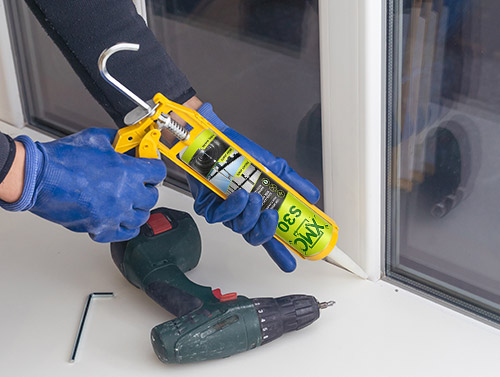 Väderbeständig tätning med låg modul